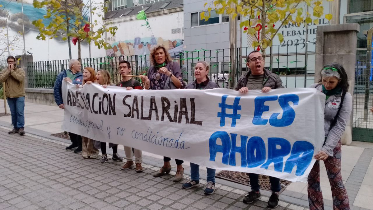 Imagen de la concentracin de solidaridad en apoyo al #EncierroDocente