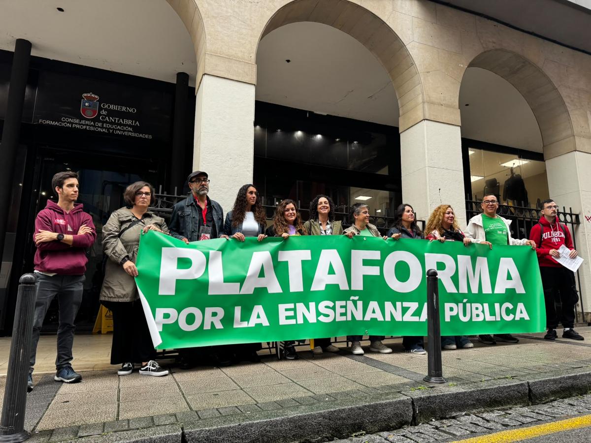 Concentración de la Plataforma por la Enseñanza Pública